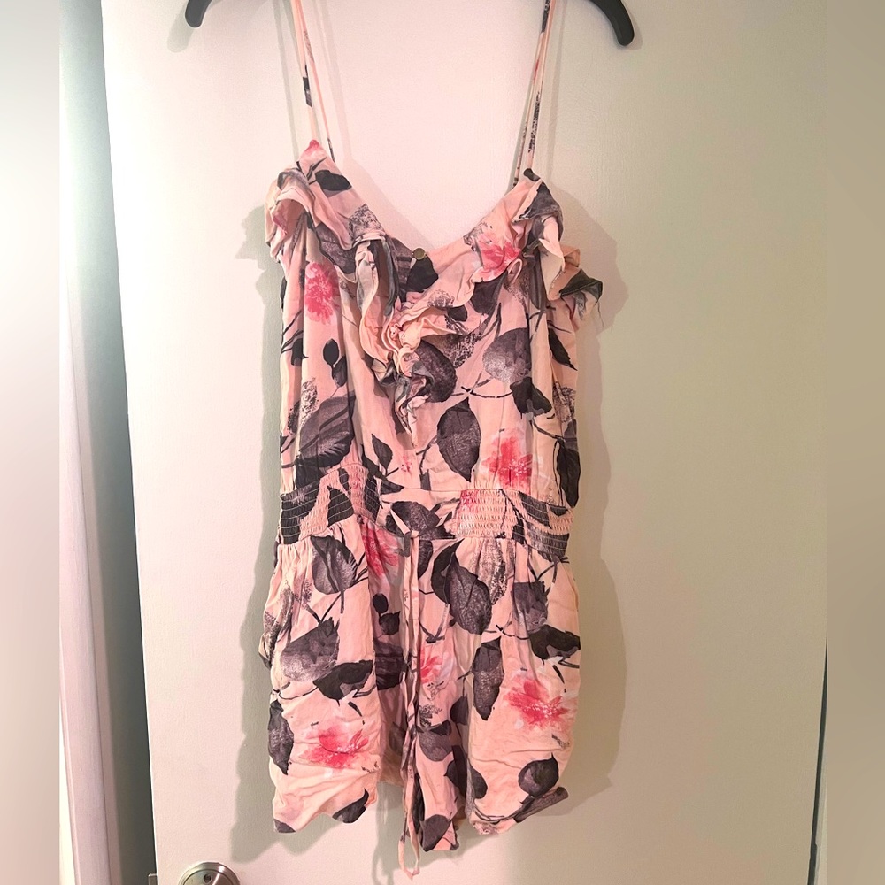 NY&Co Pink Floral Romper